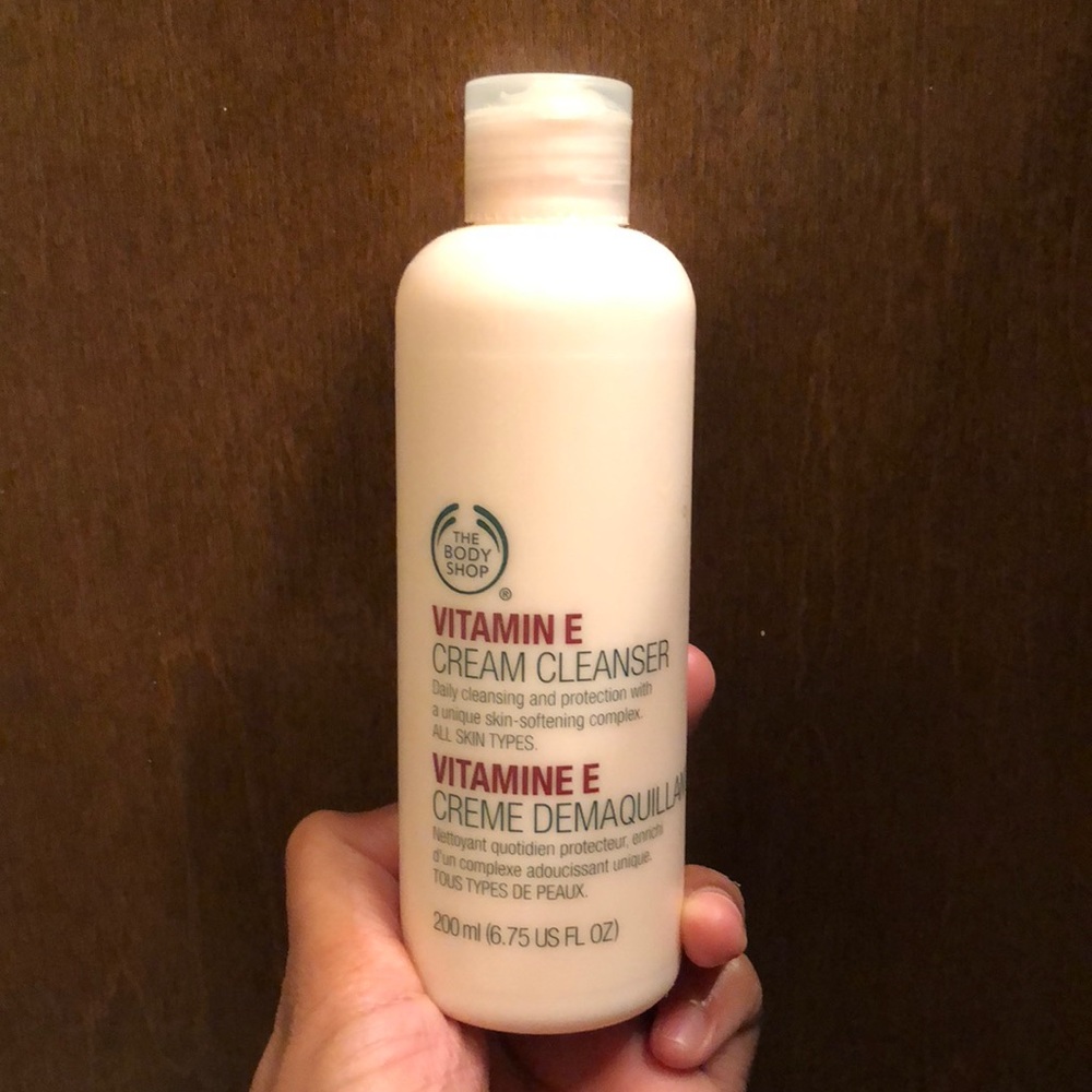 Body shop - Vitamin E cleanser